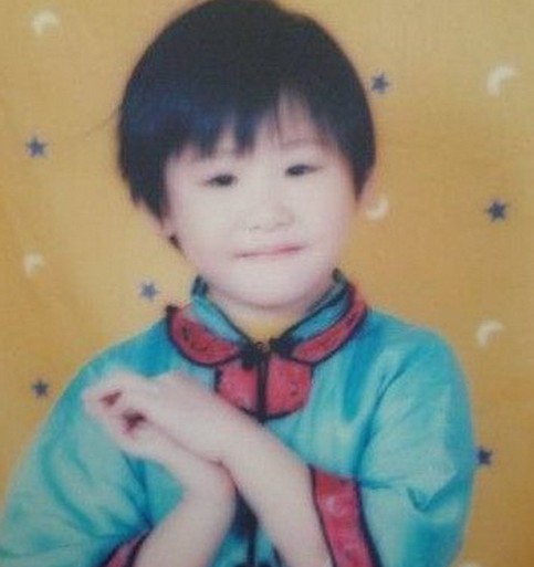 叶诗文童年萌照曝光<em>淡定妹</em>场下很文静-图闻