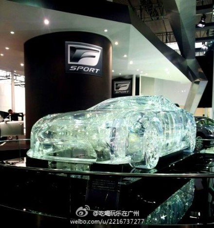 水晶版LFA超级跑车图片