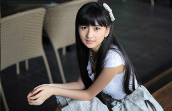<em>最美女</em>教官网络走红+萌妹子们家居照大盘点