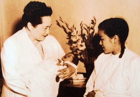 国母宋庆龄_国母宋庆龄剧照_国母宋庆龄电视