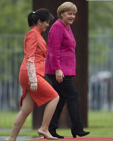 英拉青春期照片曝光:泰国白富美 当地女学霸(组