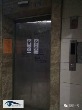 组图: 女子困电梯30天 被活活饿死 厢内有抓痕 -