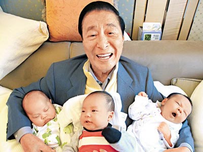 李兆基:"家"如同"枷" 想赚大钱别太早结婚